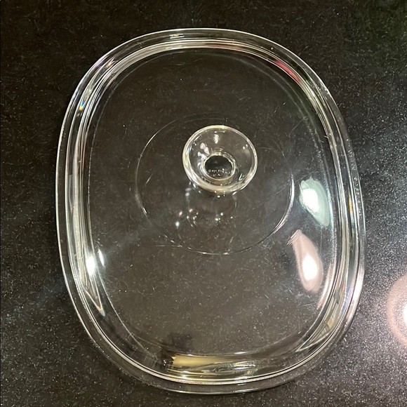 Corningware French White 2.8 liter Oval Baking Dish with Glass Lid - Picture 6 of 8